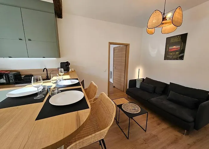 Au Coeur De La Citadelle By Monarca * Bastiya