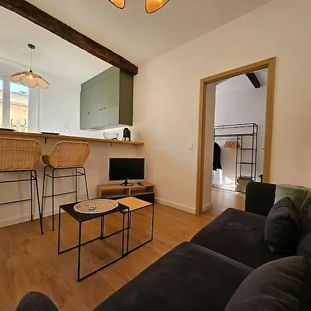 Lägenhet Au Coeur De La Citadelle By Monarca